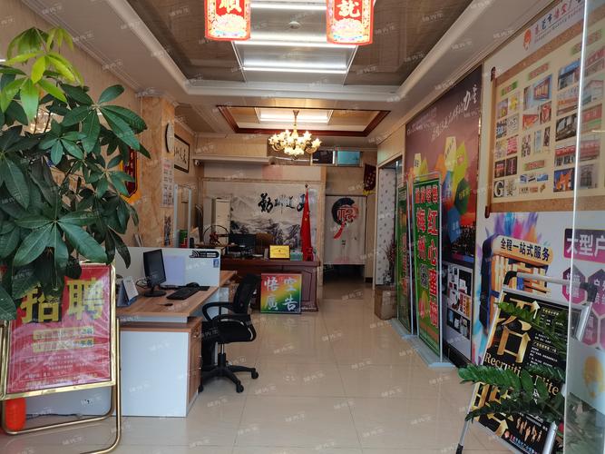 东莞市横沥镇120㎡打字复印店铺转让，接手即盈利的绝佳机会